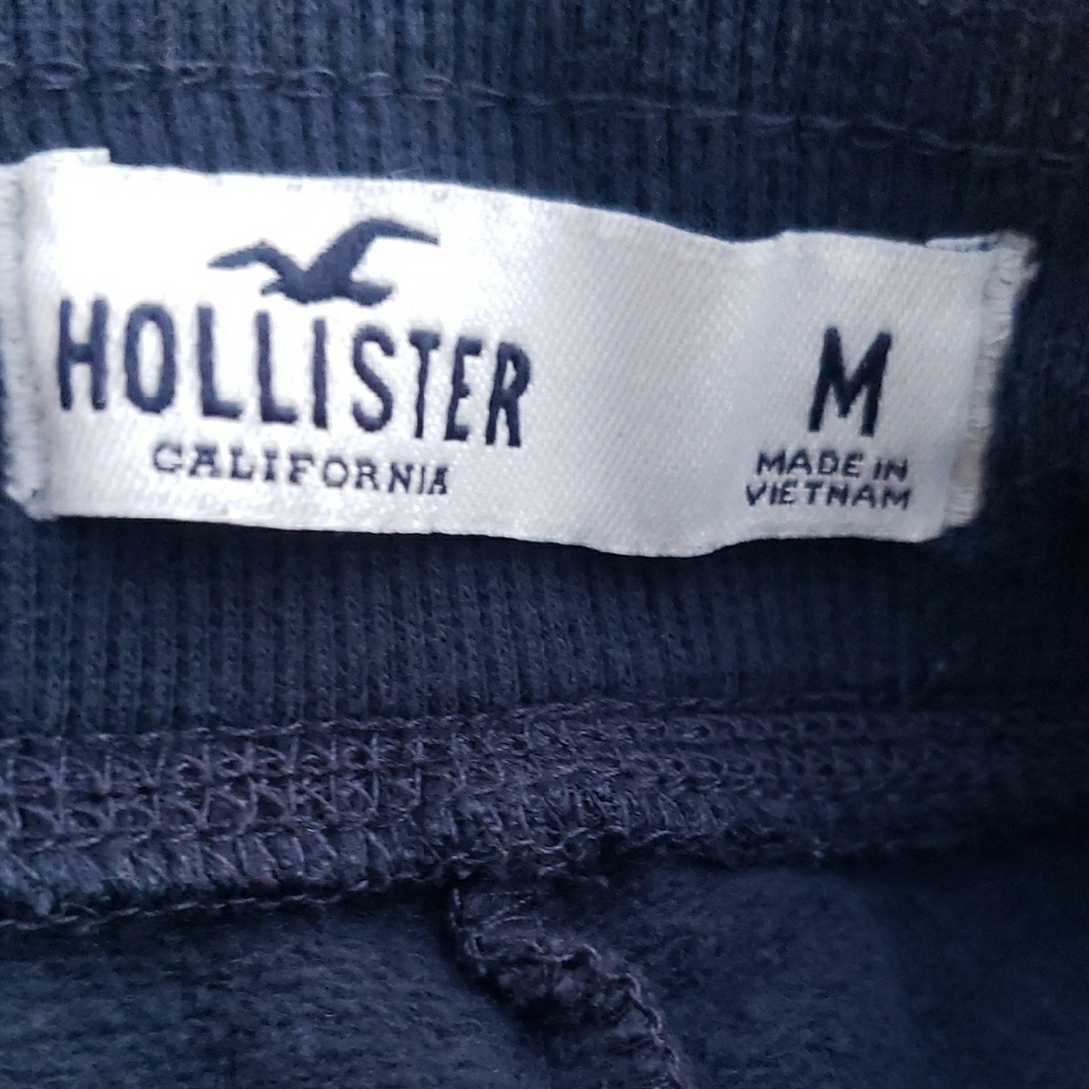 Hollister Navy Jogger Pants with White Logo - Picture 3 of 3